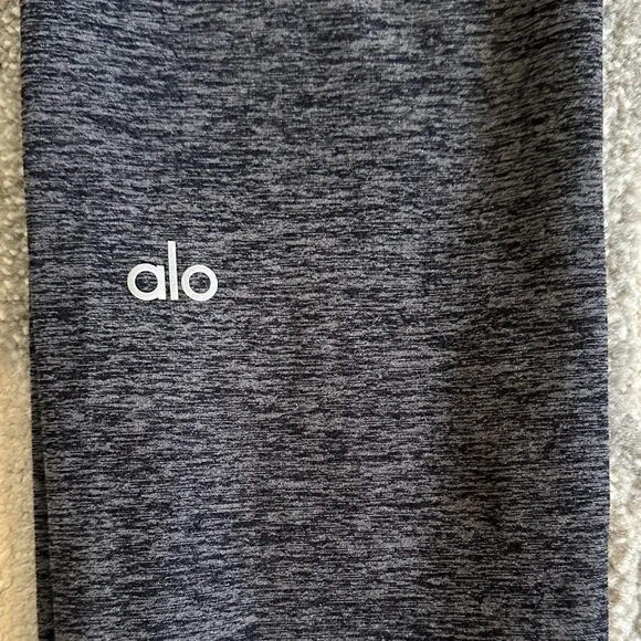NWOT ALO Yoga Alosoft 7/8 Highlight Legging- Size Small - Picture 4 of 5